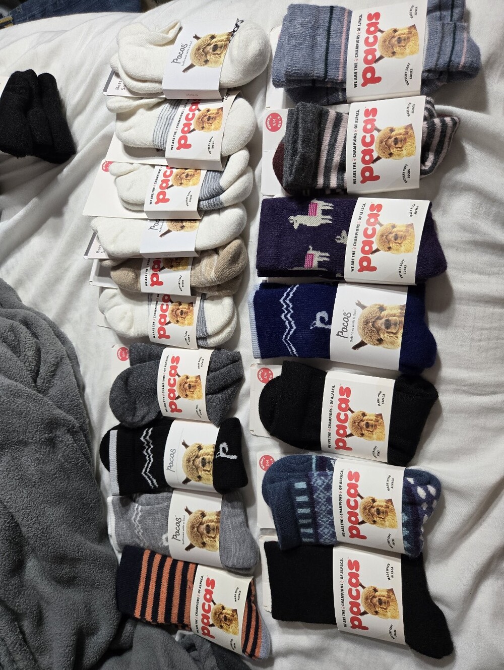 Pacas 6 pairs of women's socks Sz Small Size 5 To 8